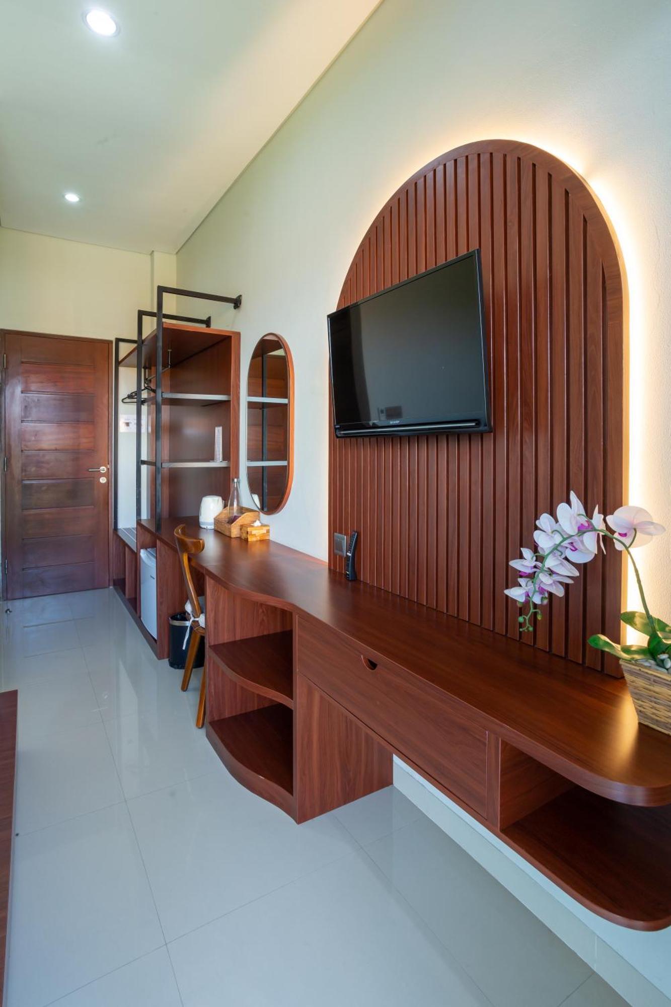 Hotel Cove Ransha 3*